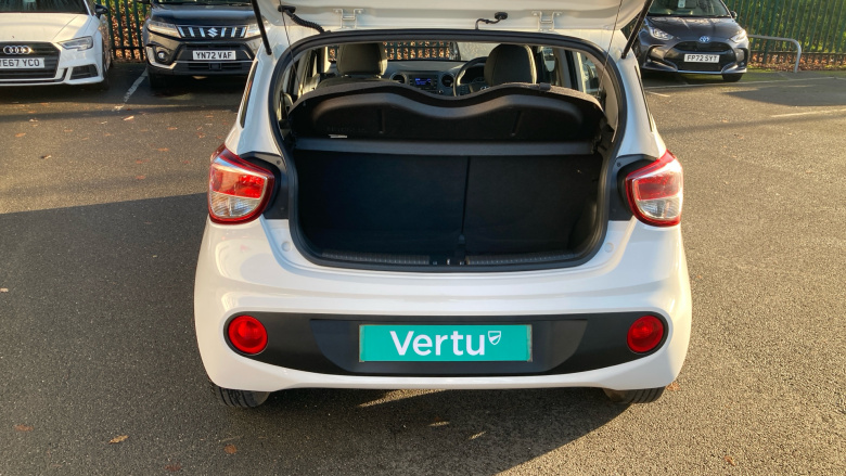 Hyundai i10 1.0 SE 5dr Petrol Hatchback